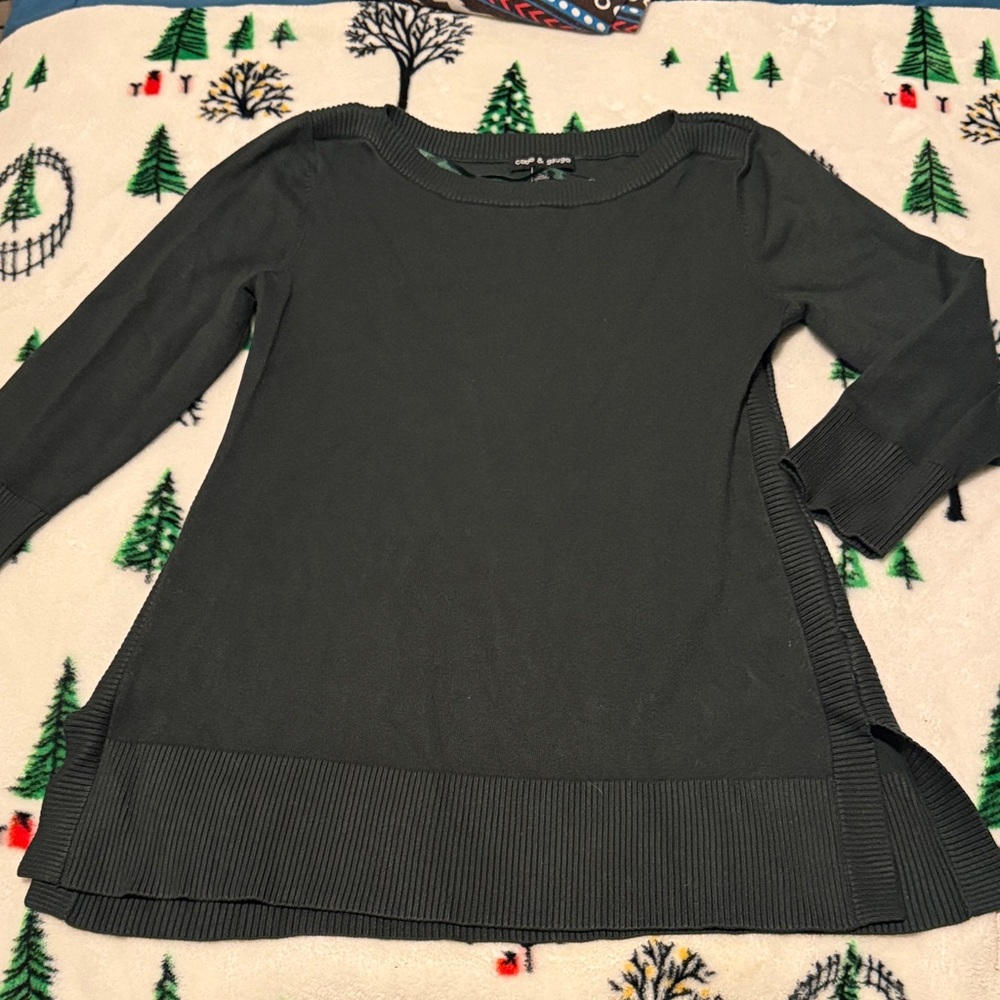 Cable & Gauge dark green Tunic Top/ sweater with 3/4 sleeves